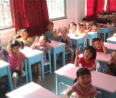 Teaching Children English in China class